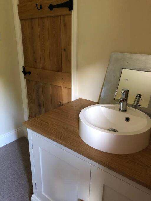 St Anthony'S, Bright Perkily Decorated 3 Bedroom House Ampleforth Eksteriør bilde